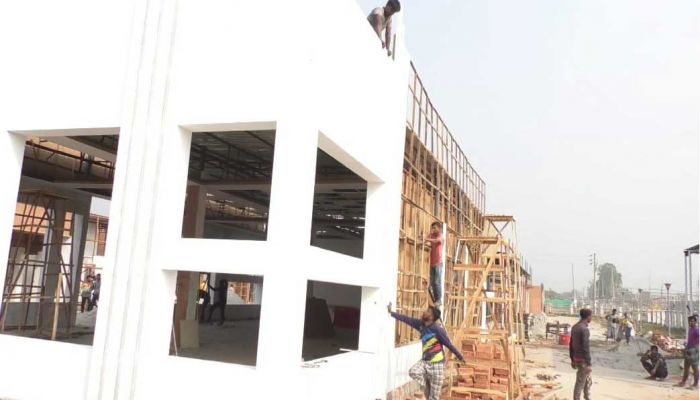 ঢাকা আন্তর্জাতিক বাণিজ্যমেলা ঘিরে যানজট-ভোগান্তির শঙ্কায় এলাকাবাসী