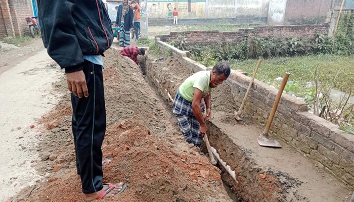 রূপগঞ্জে অবৈধ গ্যাস সংযোগ বিচ্ছিন্ন 
