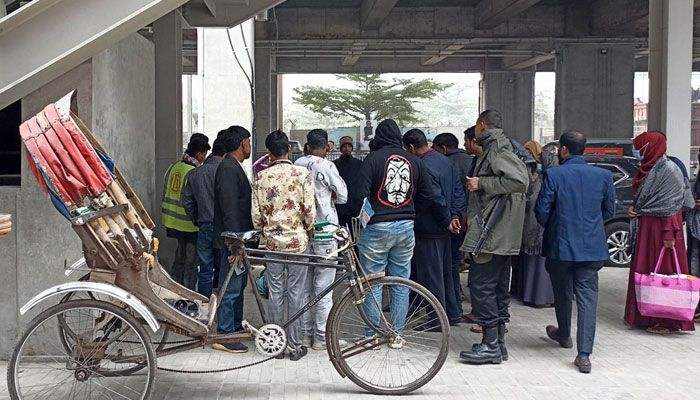 আগারগাঁও মেট্রোরেল স্টেশনে মৃত ব্যক্তির পরিচয় মিলেছে