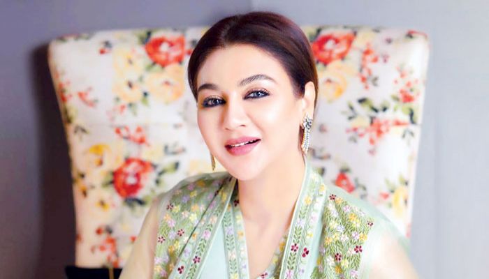 জয়ার বহুমাত্রিকতা