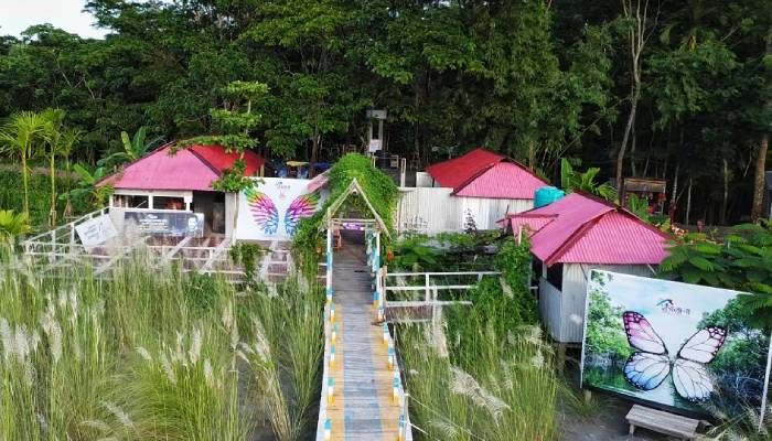 রূপসী বাংলার বুকে এক টুকরো ‘সুরঞ্জনা’