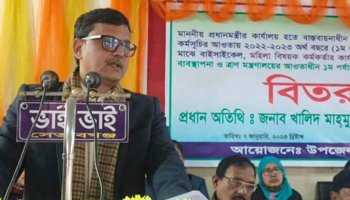 স্মার্ট জনগোষ্ঠী তৈরি করতে চায় সরকার : নৌ প্রতিমন্ত্রী