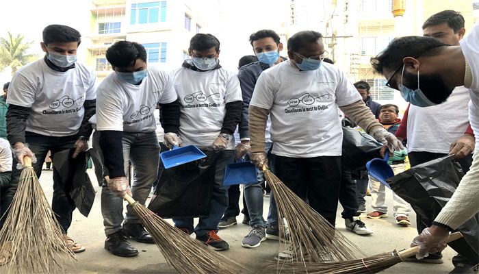 ভারতের সহকারী হাইকমিশনের উদ্যোগে পরিচ্ছন্নতা অভিযান