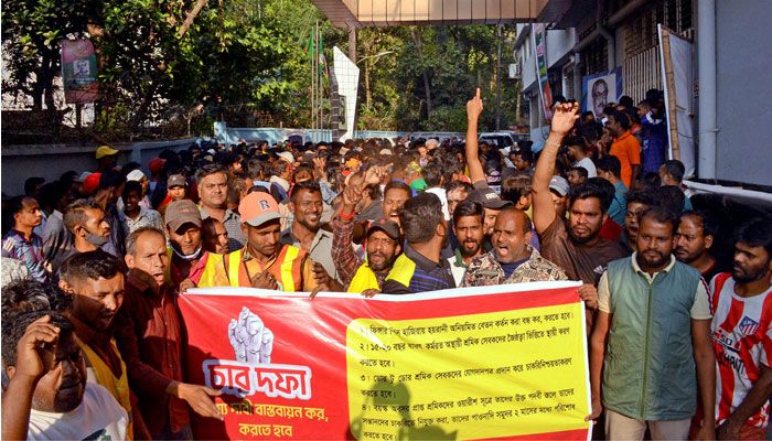 ফিঙ্গারপ্রিন্টে হাজিরা বাতিল চান চসিকের পরিচ্ছন্নতা কর্মীরা