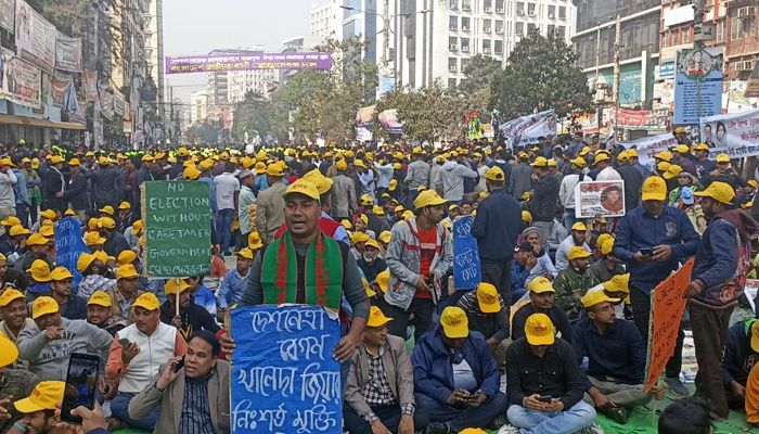 বিএনপির গণঅবস্থানে তীব্র যানজট, ভোগান্তি