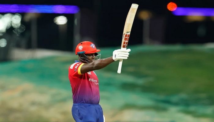 রভম্যানের ‘হেলিকপ্টার শটে’ দ্বিধায় দর্শকরা