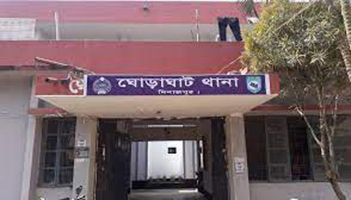  ঘোড়াঘাটে বাড়িতে অগ্নিসংযোগের ঘটনায় মামলা, আসামি ১২০০ 