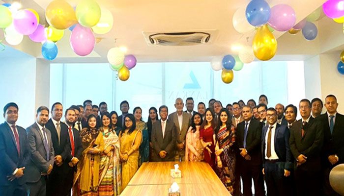 লঙ্কান অ্যালায়েন্স ফাইন্যান্সের টাউন হল মিটিং উদযাপন