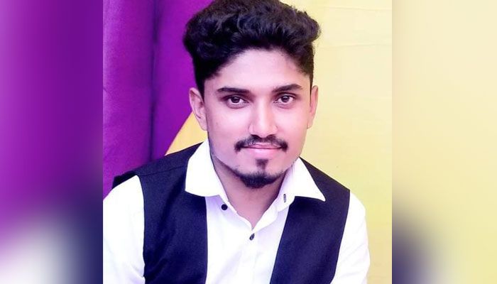 দুর্বৃত্তের ছুরিকাঘাতে সাংবাদিক নিহত