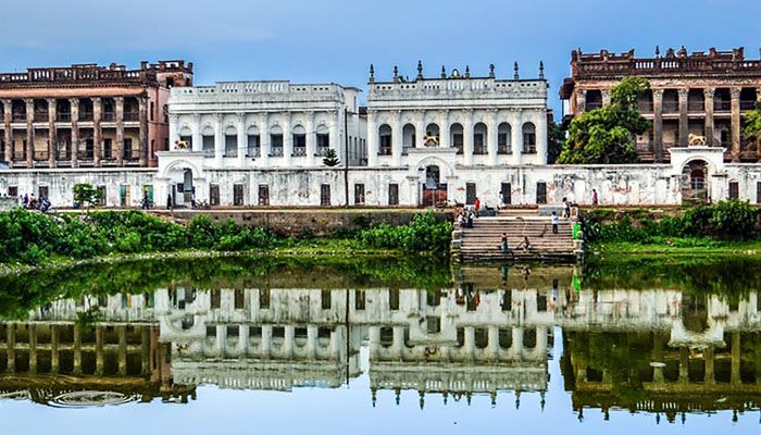 মানিকগঞ্জের বালিয়াটি জমিদারবাড়ি