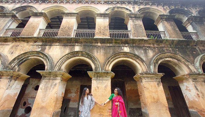 মানিকগঞ্জের বালিয়াটি জমিদারবাড়ি