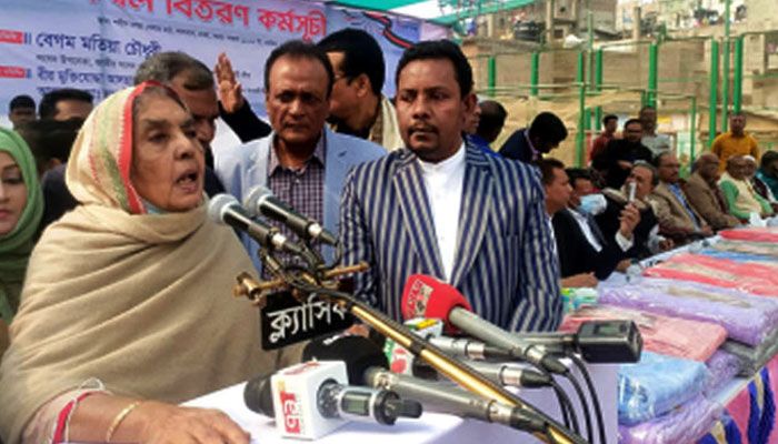আওয়ামী লীগের সবাই হালাল রুজিতে চলে : মতিয়া চৌধুরী