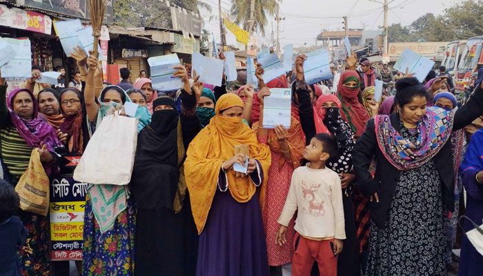 ‘ভোট না পেয়ে’ টিসিবি পয়েন্ট সরিয়ে নিলেন নবনির্বাচিত কাউন্সিলর
