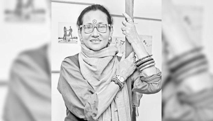 বিবি রাসেলের তুলনা তিনি নিজেই