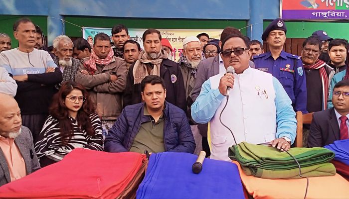 সামাজিক নিরাপত্তার আওতা আরও বাড়াবে সরকার: খাদ্যমন্ত্রী
