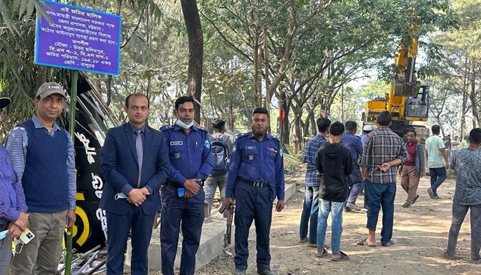 সীতাকুণ্ডে উচ্ছেদ অভিযানে ১৯৪ একর খাস জমি উদ্ধার