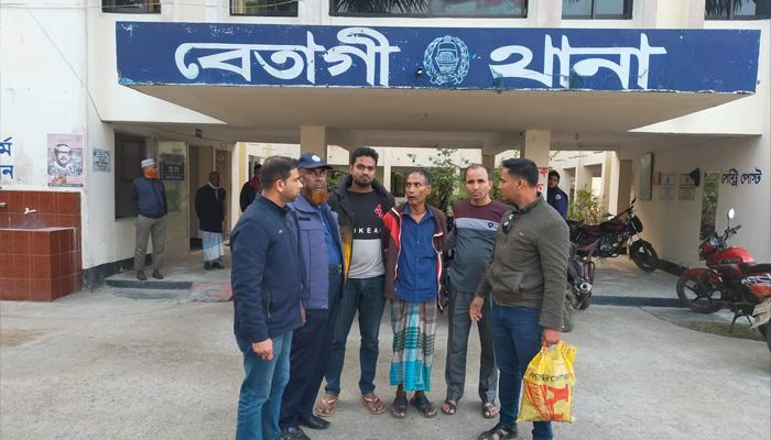 হাতকড়াসহ পালানো সেই আসামি গ্রেপ্তার