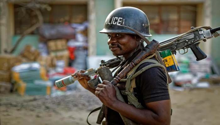 নাইজেরিয়ায় ডাকাত ও পাহারাদারদের মধ্যে সংঘর্ষে নিহত ৪০