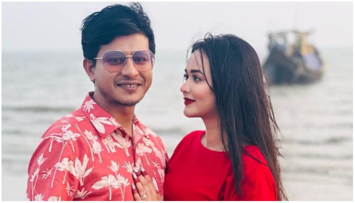 ব্যস্ত শামীম-অহনা জুটি