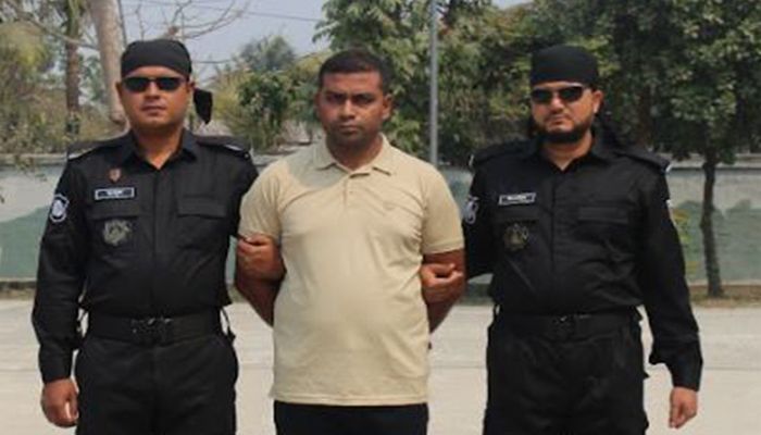 অটোরিকশা চালককে হত্যায় মৃত্যুদণ্ড পাওয়া আসামি গ্রেপ্তার 