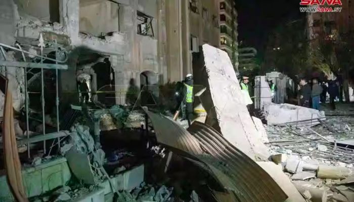 দামেস্কে ইসরায়েলি ক্ষেপণাস্ত্র হামলায় মৃতের সংখ্যা বেড়ে ১৫