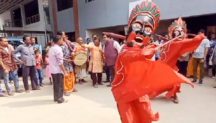 হারিয়ে যাচ্ছে পুতুলনাচ ও মূকানৃত্য