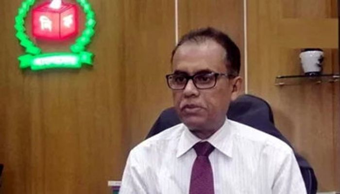 সাহাবুদ্দিনের রাষ্ট্রপতি হতে আইনগত কোনো বাধা নেই : ইসি আলমগীর