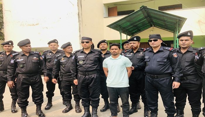 চীনা নাগরিক নিহতের ঘটনায় ট্রাক চালক গ্রেপ্তার