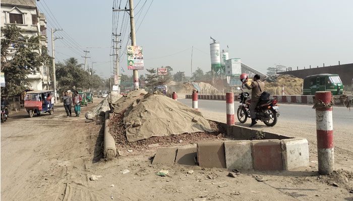 দুর্ঘটনা যানজটে নাকাল রূপগঞ্জ