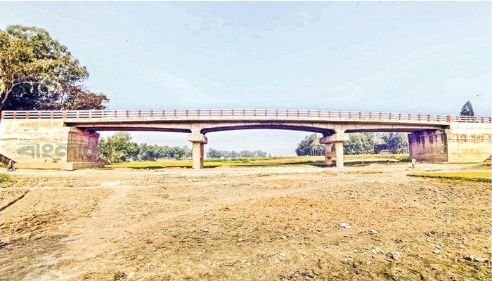 দেখতে পারার সেতু, চলতে পারার নয়!