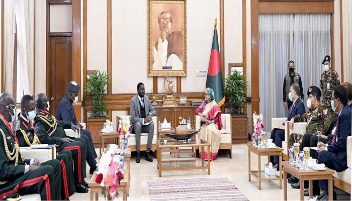 শান্তিরক্ষা মিশনে গাম্বিয়ার সঙ্গে যৌথভাবে সেনা মোতায়েনে সম্মত বাংলাদেশ