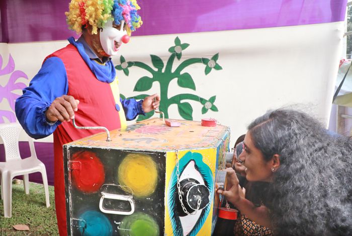 টিএসসিতে বসন্ত উৎসব