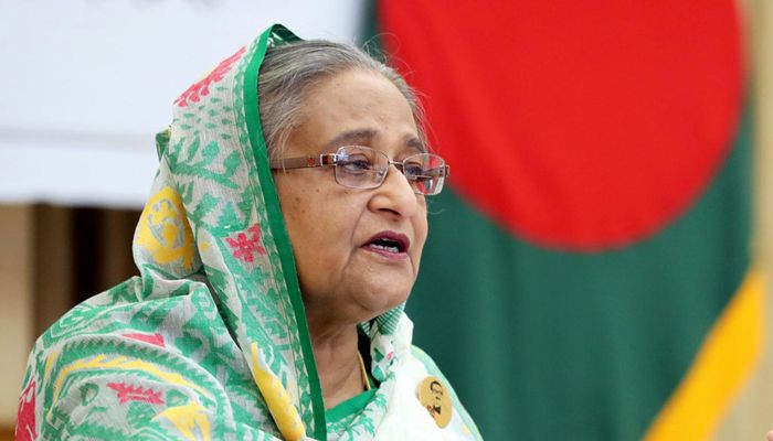 রোহিঙ্গারা বাংলাদেশের জন্য ‘বড় বোঝা’ হয়ে উঠছে : সিএনএনকে প্রধানমন্ত্রী