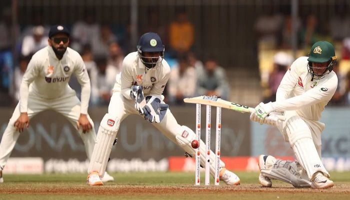 খাজার ব্যাটে অস্ট্রেলিয়ার প্রতিরোধ