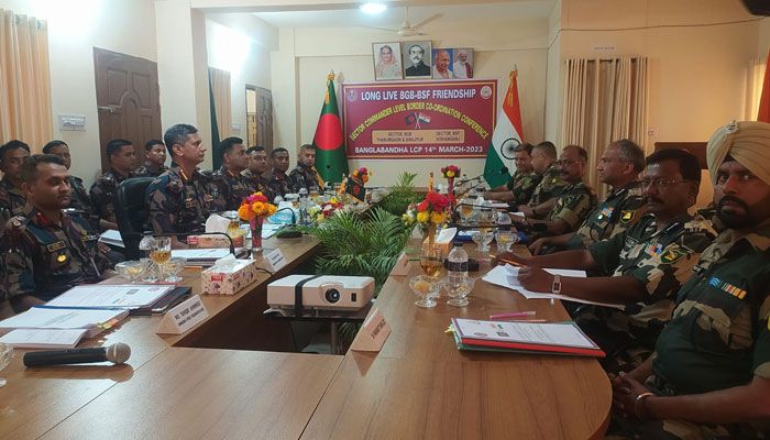 সীমান্ত হত্যা ও চোরাচালান বন্ধে বিজিবি-বিএসএফ বৈঠক