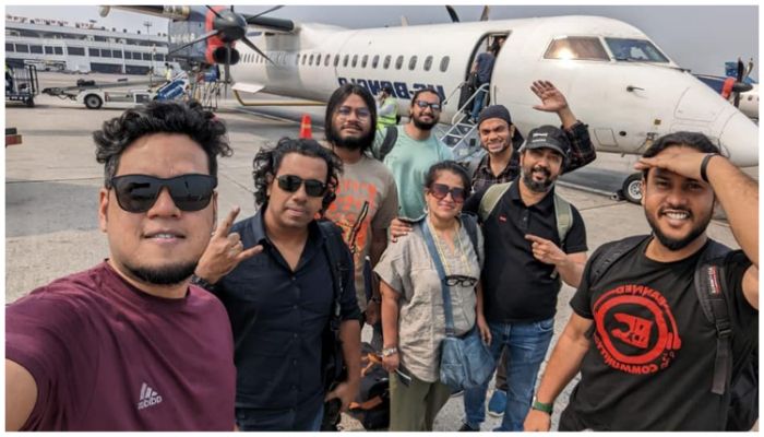 কলকাতা মাতাবে শিরোনামহীন