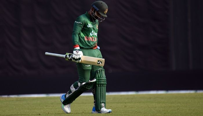 লিটনের পর তামিমকেও ফেরালেন কারান