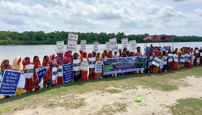 প্রভাবশালীদের অবৈধ ব্যবসা ও শিল্পদূষণ থেকে সুন্দরবনকে বাঁচানোর দাবি 