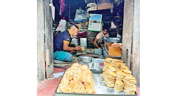 ঢাকাই বাকরখানি 