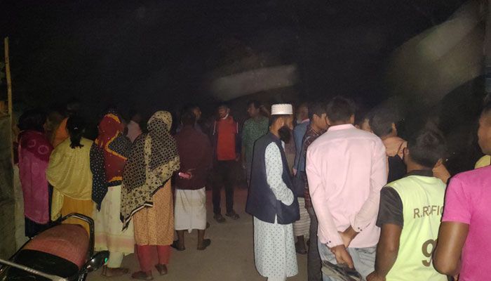 নিখোঁজের পরদিন গলা কাটা মরদেহ মিলল ধানক্ষেতে