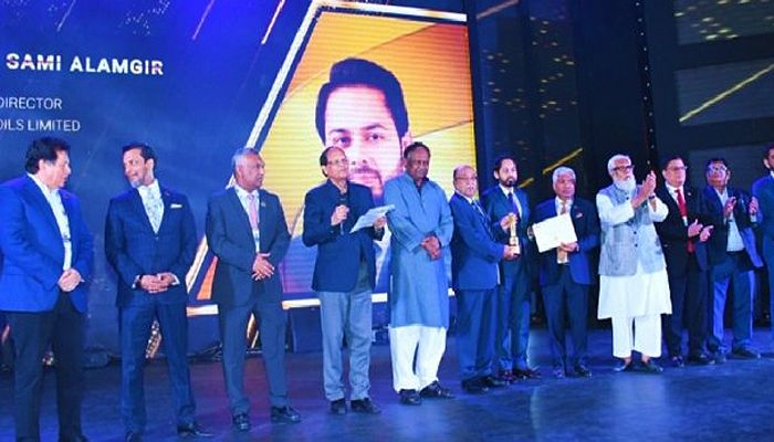 এফবিসিসিআই বিজনেস এক্সিলেন্স অ্যাওয়ার্ড পেলেন ১০ ব্যক্তি ও প্রতিষ্ঠান