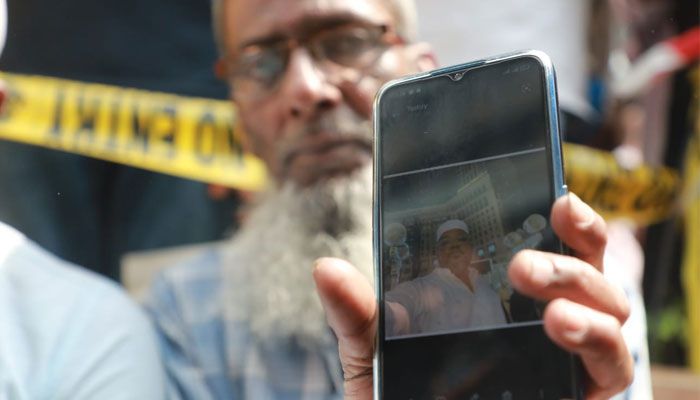 নিখোঁজদের সন্ধানে ঘটনাস্থলে র‌্যাবের ডগ স্কোয়াড