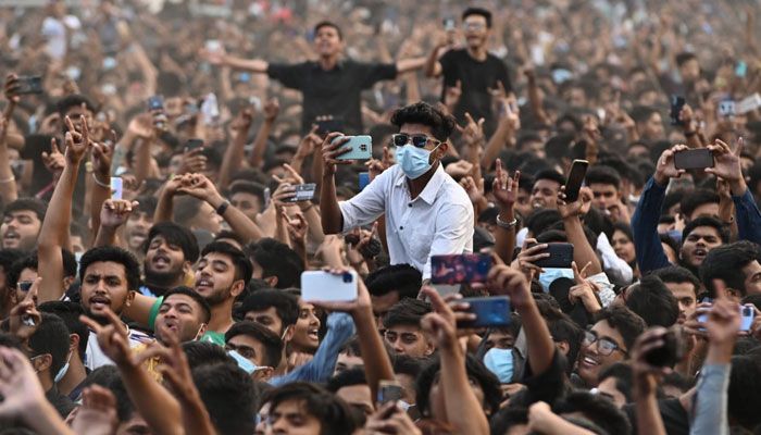আর্মি স্টেডিয়ামে জয় বাংলা কনসার্ট