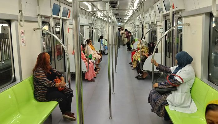 চার মিনিটে মিরপুর-১০ থেকে আগারগাঁও