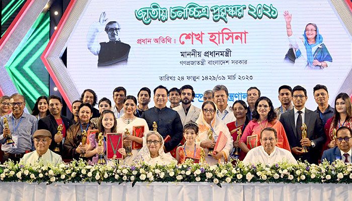 করোনার মধ্যেও চলচ্চিত্র পুরস্কার থেমে থাকেনি : তথ্যমন্ত্রী