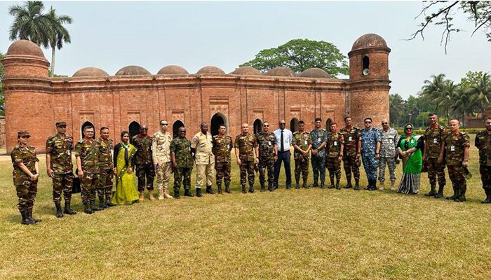 এনডিসির প্রতিনিধি দলের বাগেরহাট পরিদর্শন