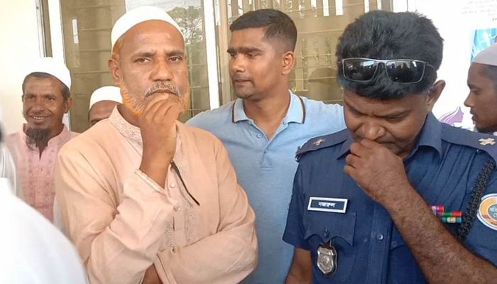 বরগুনায় চেক জালিয়াতি মামলায় ইউপি সদস্য গ্রেপ্তার