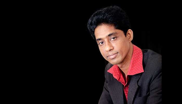 মাত্র ৩ লাখ টাকা হলেই আলো ফিরবে কবির চোখে