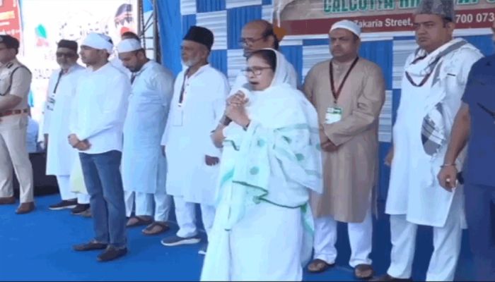 শান্তিতে থাকুন, প্ররোচনায় পা দেবেন না : ঈদ শুভেচ্ছায় মমতা
