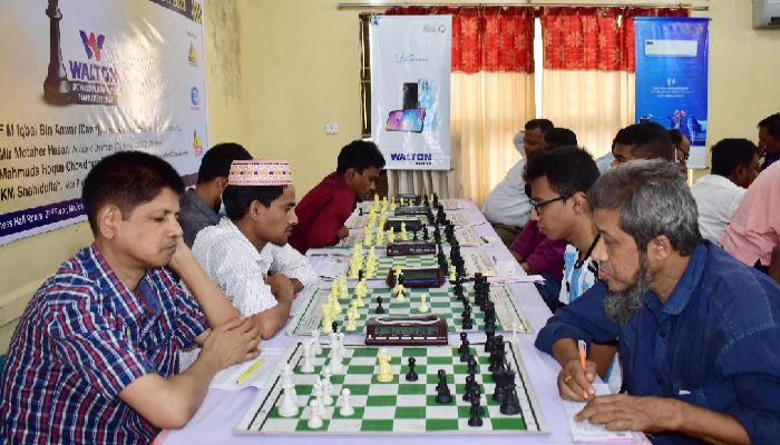 অষ্টম রাউন্ড শেষেও এককভাবে শীর্ষে জিয়া